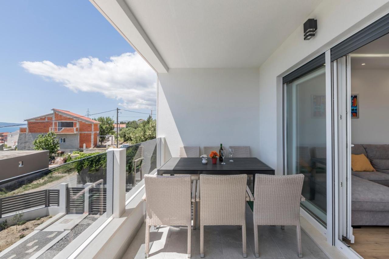 Luxury Villa La Nonna Ana - Heated Pool, Sea View, Near Split Kaštela Exterior foto