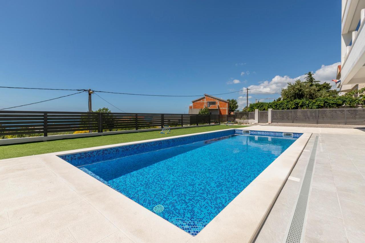 Luxury Villa La Nonna Ana - Heated Pool, Sea View, Near Split Kaštela Exterior foto